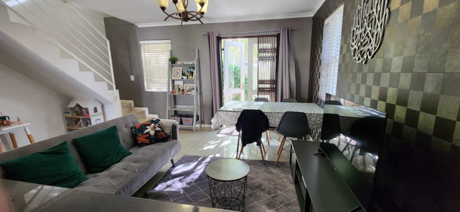 2 Bedroom Property for Sale in Wynberg Western Cape